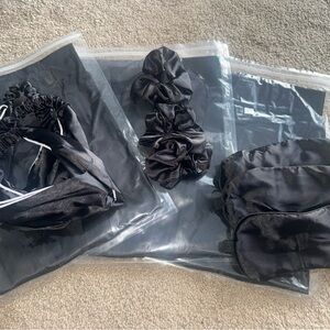 Set of 3 Black Robe and accessories set size S/M